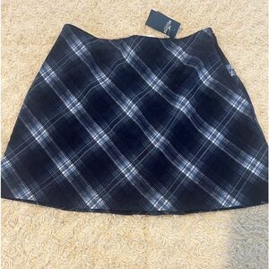 Women's Hollister Navy Blue Plaid Ultra High-Rise Mini Skirt Size: Medium
